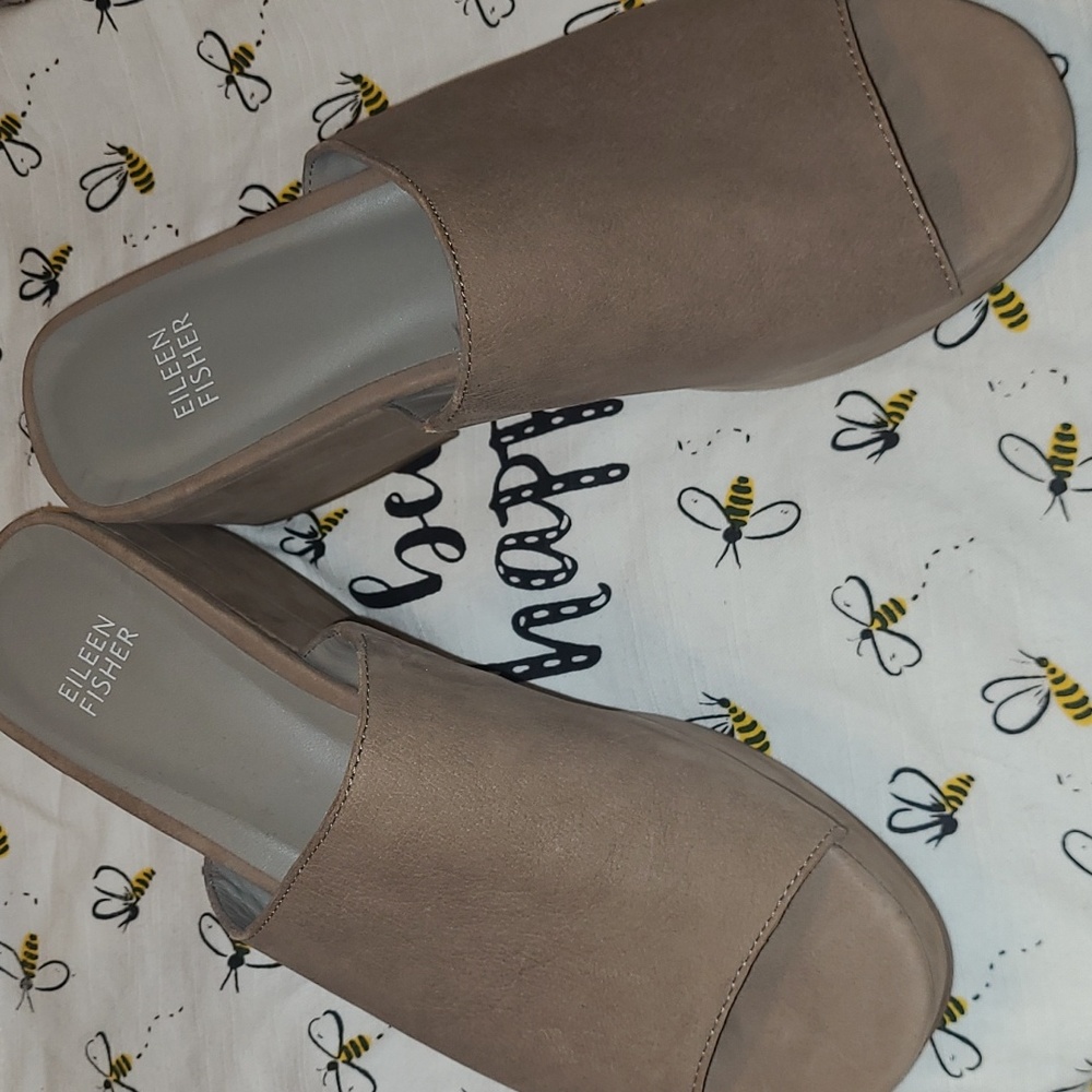 ❤️Excellent Eileen Fisher Platform Sandals ❤️